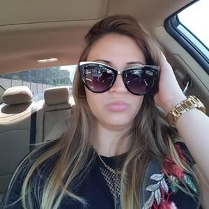 Meet your Posher, Rocio